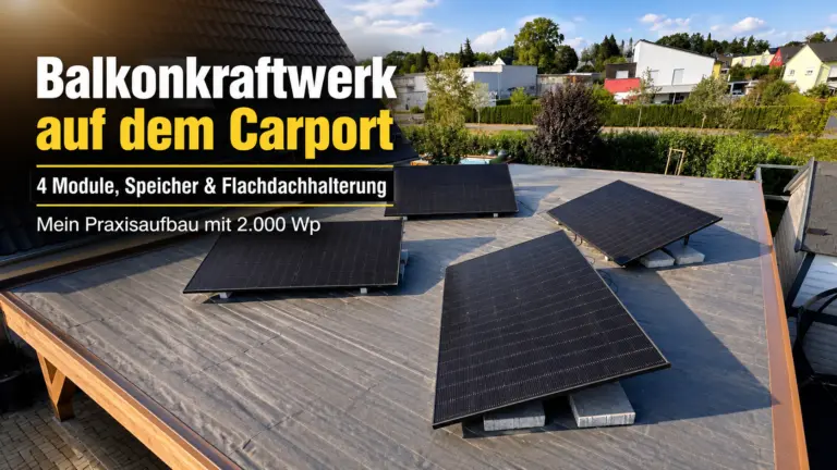 Balkonkraftwerk auf Carport installieren – vier Solarmodule auf Flachdach