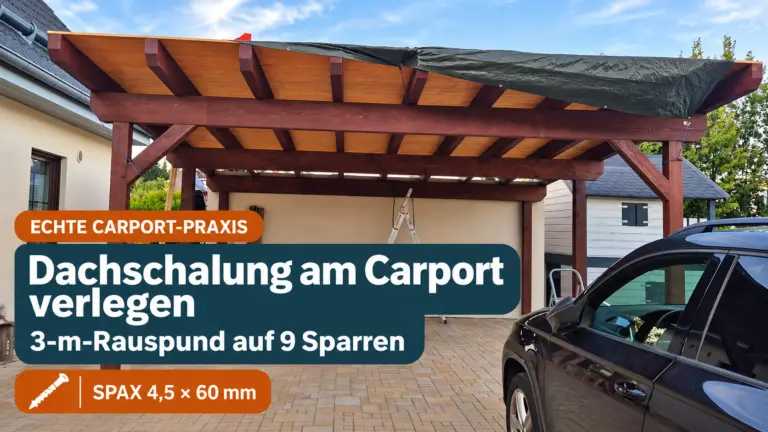Dachschalung am Carport mit verlegtem Rauspund auf neun Sparren